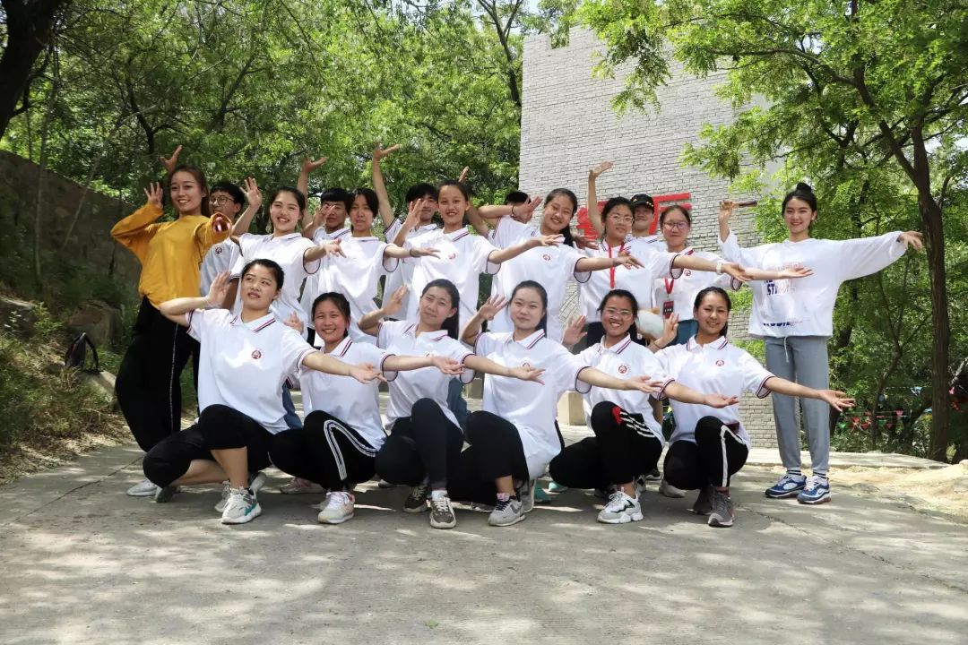 石家庄艺术学校,华唐艺术高中舞蹈表演专业